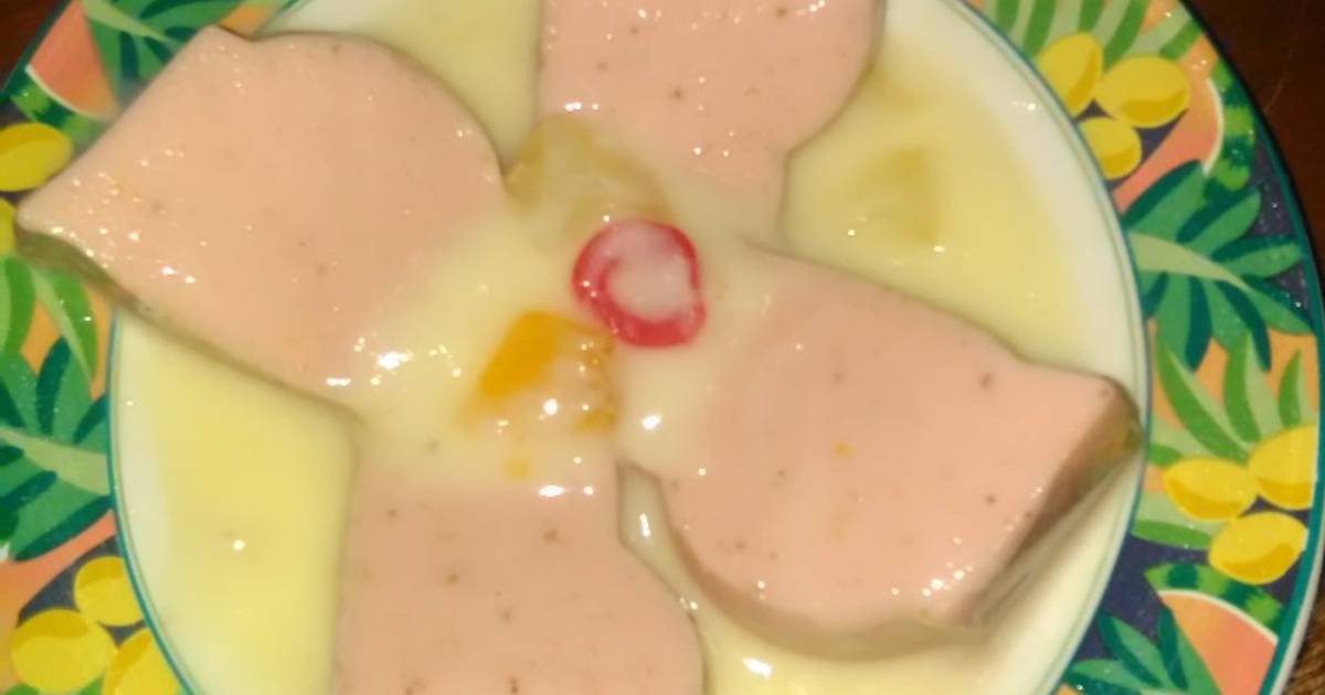 Resep Puding Stroberi Lembut Vla Buah Strawberry Pudding Oleh Eki Mayantari Sutikno Cookpad