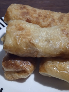Una foto de Lumpias o Rollitos Primavera