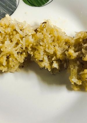ગોળ વાળો કોપરાપાક(kopra paak recipe in gujarati) રેસીપી મુખ્ય ફોટો