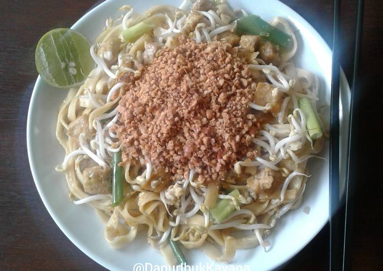 252. Pad Thai khas Thailand