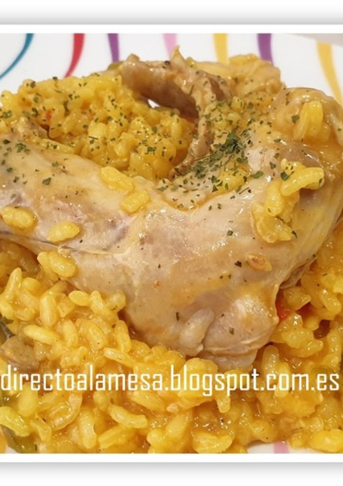 Una foto de Arroz con conejo