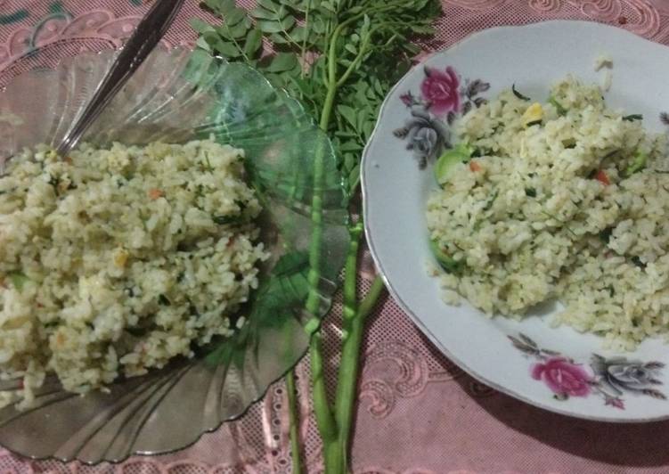 4Resep: Nasgor Daun Kelor Cabai Hijau yang Renyah