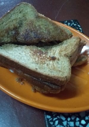 A picture of Fried sweet sandwich.