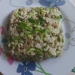 Una foto de Ensalada de lentejas, berro y arroz