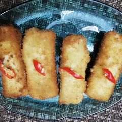 A picture of Bread roll.