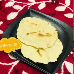 A picture of Jowar roti.