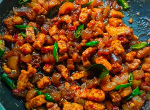 Foto resep Tumis cecek tempe kecap pedas