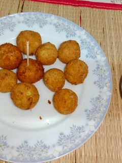चीज़ कटलेट (cheese cutlet recipe in Hindi) रेसिपी मुख्य फोटो