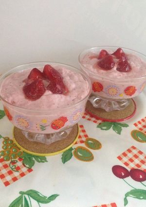 Una foto de Mousse de fresas!!