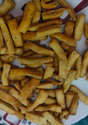 कुरकुरी परतों वाली सेम (Kurkuri parato wali sem recipe in Hindi) रेसिपी मुख्य फोटो