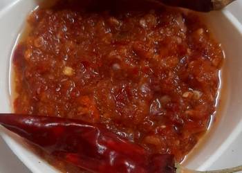 Popular Cuisine Dry red chilli chutney Savory Delicious