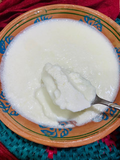 A picture of How to make Yogurt at home.