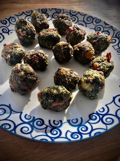 Una foto de Albóndigas ibéricas de grelos