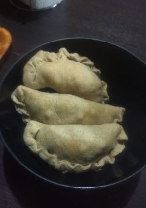 Una foto de Empanadas de pollo y choclo con harina integral