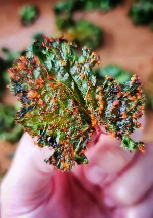 รูปของ เคลอบกรอบ Kale chips