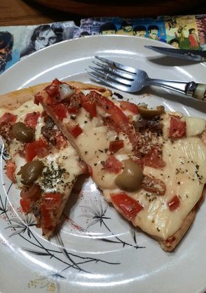 Una foto de Pizza con anchoas