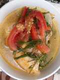Canh cá điêu hồng cà chua thì là
