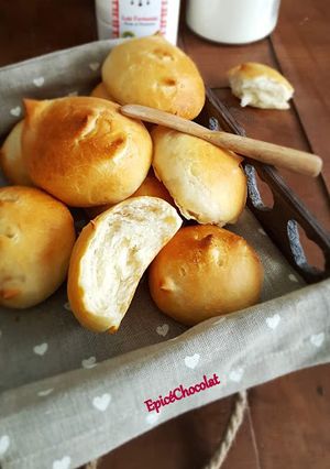 Une photo de Pains au lait ribot (ou lait elben)