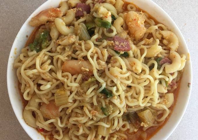 Resep Seblak makaroni rasa Indomie oleh SariMulya - Cookpad