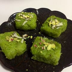 A picture of Lauki burfi.
