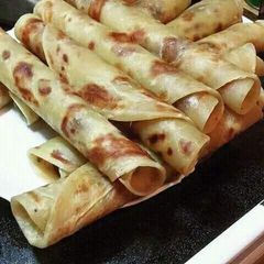 White chapatis A picture of White chapatis.