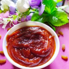 A picture of Khatti Meethi Khajur ki Chutney.