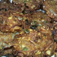 A picture of Daal ke pakorhay.