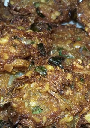 A picture of Daal ke pakorhay.