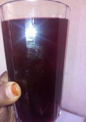 A picture of Zobo drink.