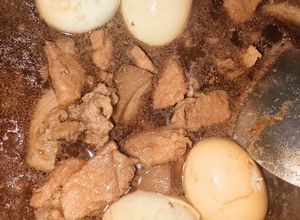 Gambar (Non-halal) babi masak pak lo versi kurang bahan