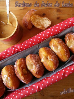 Una foto de Berlinas rellenas de dulce de leche