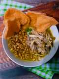 Bubur Ayam Kuah Kuning