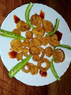 अनियन रिंग्स (onion rings recipe in Hindi) रेसिपी मुख्य फोटो