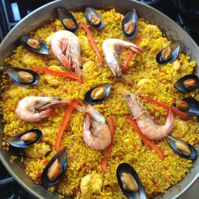 Paella marinera Receta de Magalys Mujica- Cookpad