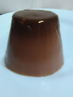 Una foto de Gelatina de chocolate sin gluten y sin lactosa
