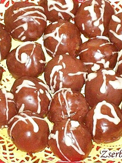 Zserbógolyó🍮 recept fotója