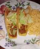 Sloppy joe tacos with creamy Mac and cheese