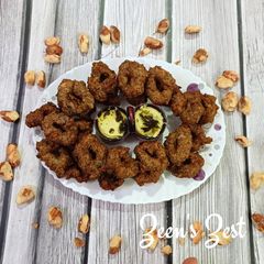 A picture of Jackfruit Seeds Medu Vadas.
