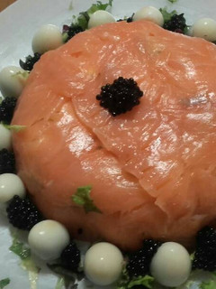 Una foto de Ensalada de patata y salmón