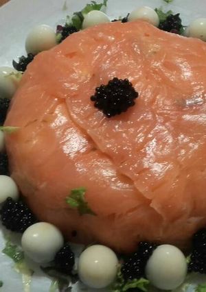 Una foto de Ensalada de patata y salmón