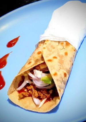 A picture of Keema kathi roll.