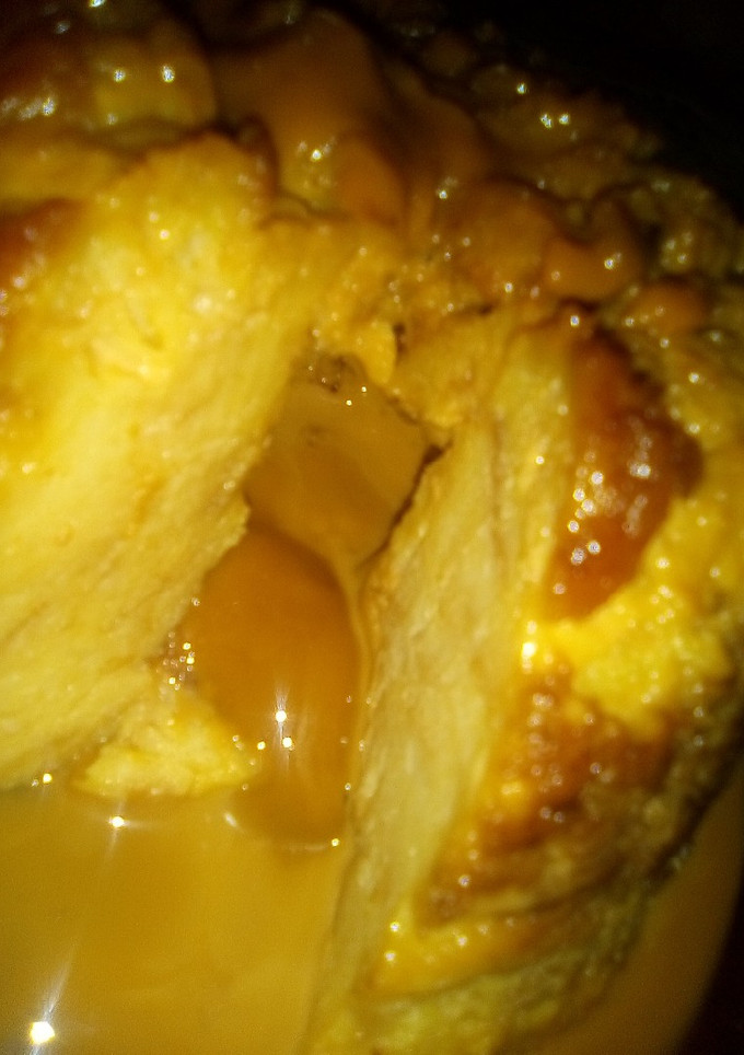 Una foto de Budín de pan relleno