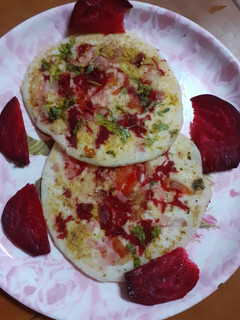 பீட்ரூட் ஆனியன் ஊத்தாப்பம்(Beetroot Onion Utthapam) செய்முறை முக்கிய புகைப்படம்