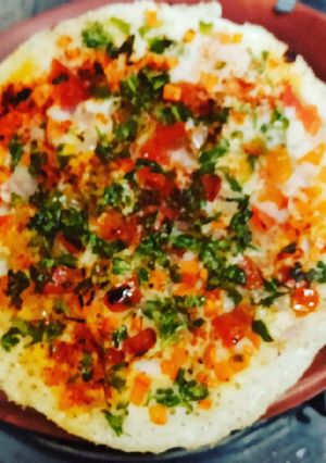 A picture of मिक्स वेजिटेबल उत्तपम((mix vegetable uttapam recipe in Hindi).