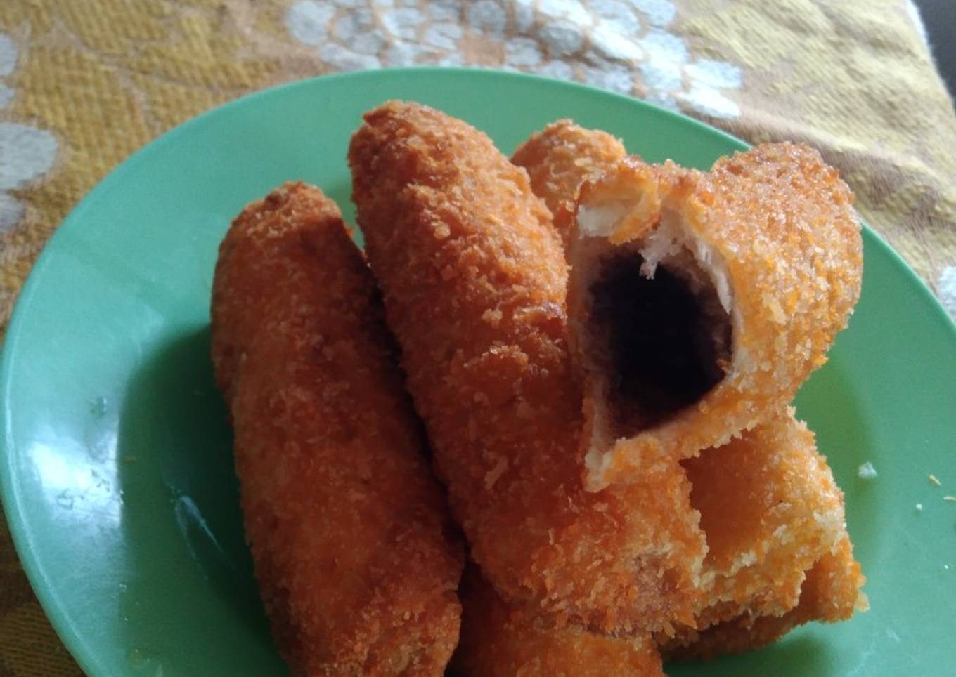 Roti goreng isi