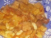 Una foto de mondongo con chorizo colorado