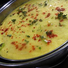 A picture of Gujju Dhokla.