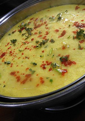 A picture of Gujju Dhokla.
