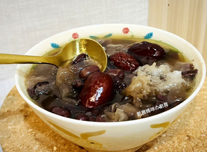 【補鐵】紅棗紅豆甜湯 的食譜成品照片