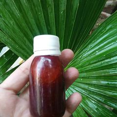 A picture of Homemade red gel colour with beetroot.